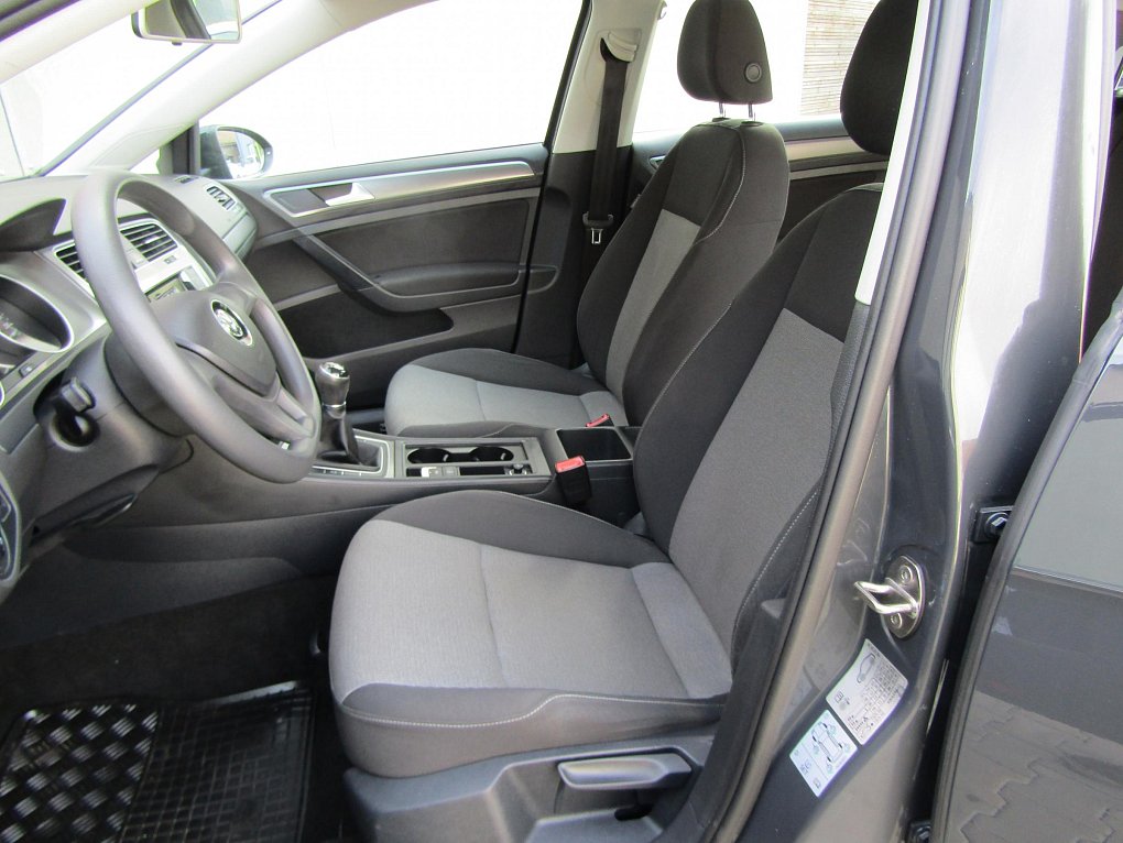 Volkswagen Golf 1.2TSi 