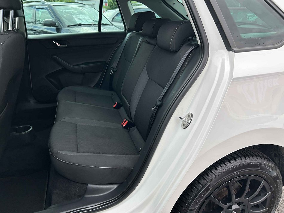 Škoda Rapid 1.2 TSi Ambition
