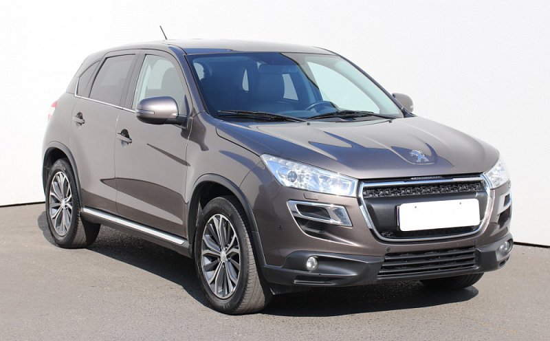 Peugeot 4008 1.8 HDi  4X4