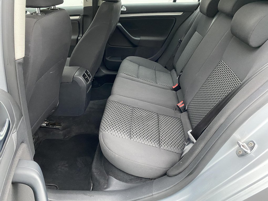 Volkswagen Golf 1.6 TDi Trendline