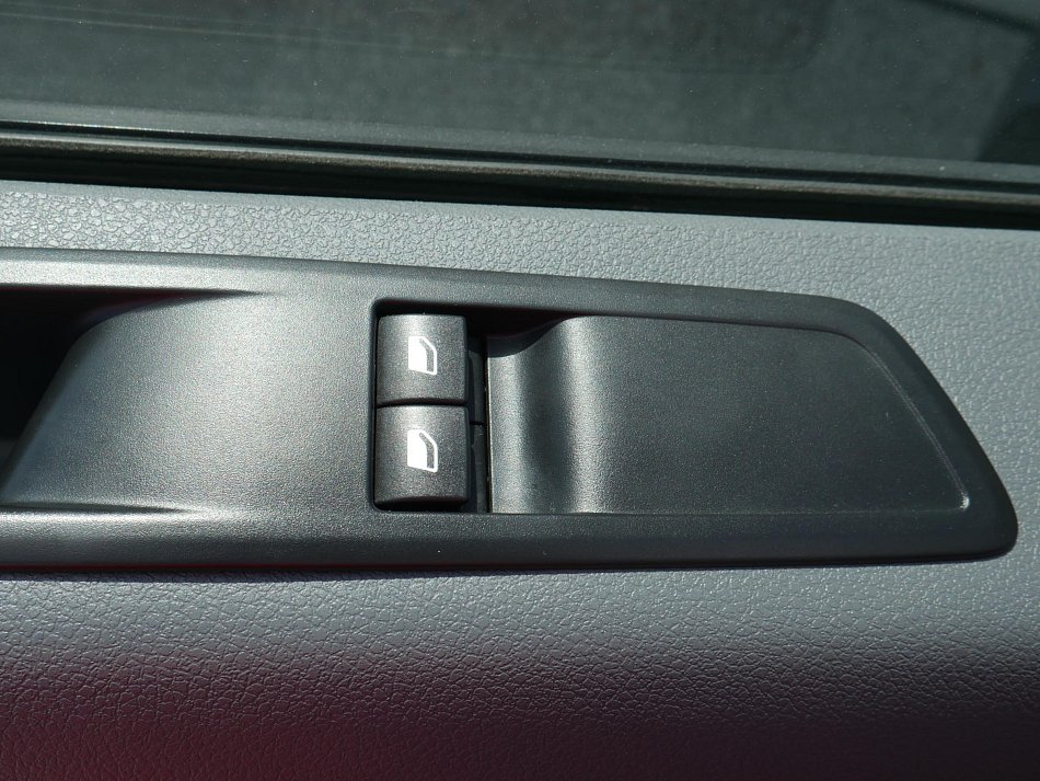 Peugeot Expert 2.0HDi  6míst