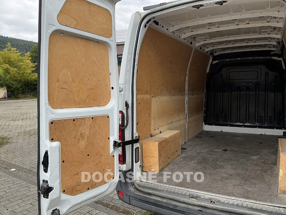 Renault Master 2.3dCi  L3H2
