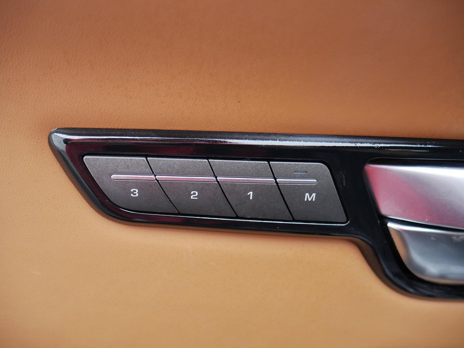 Land Rover Evoque 2.0i  4x4