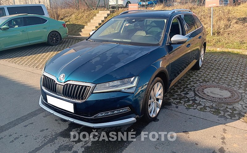 Škoda Superb III 2.0TSi Scout