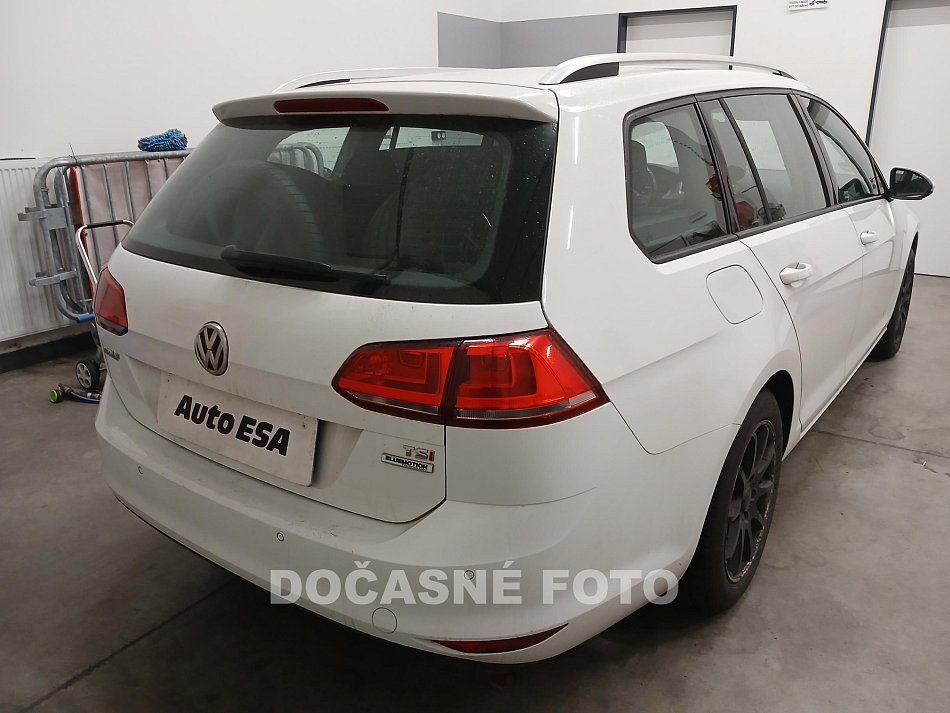 Volkswagen Golf 1.4 tsi 