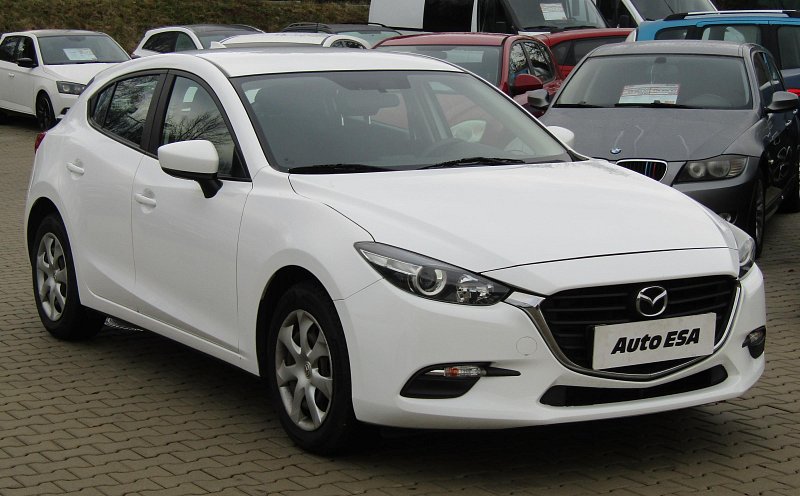 Mazda 3 1.5i 