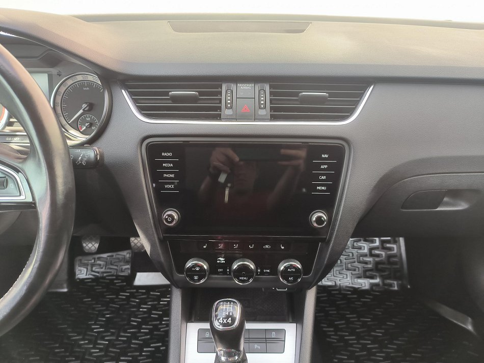 Škoda Octavia III 2.0 TDi Ambition 4x4