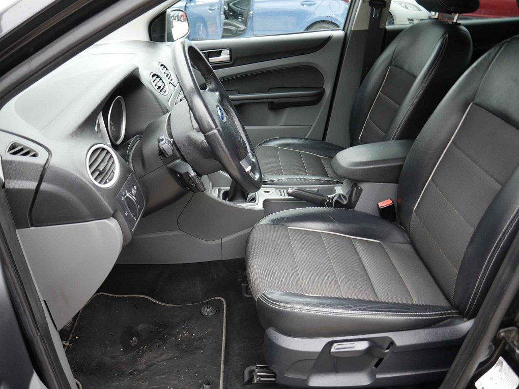 Ford Focus 1.6i 