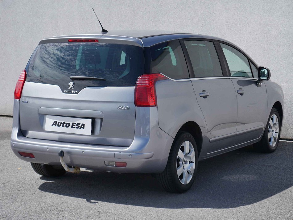 Peugeot 5008 1.6 HDI  7míst