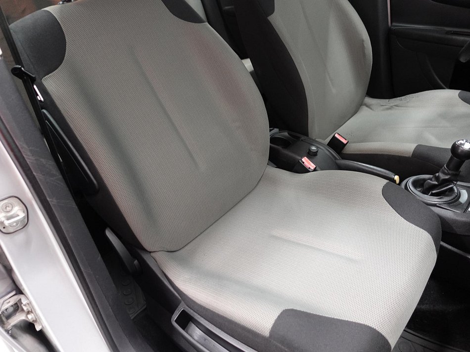 Citroën C4 1.6i 