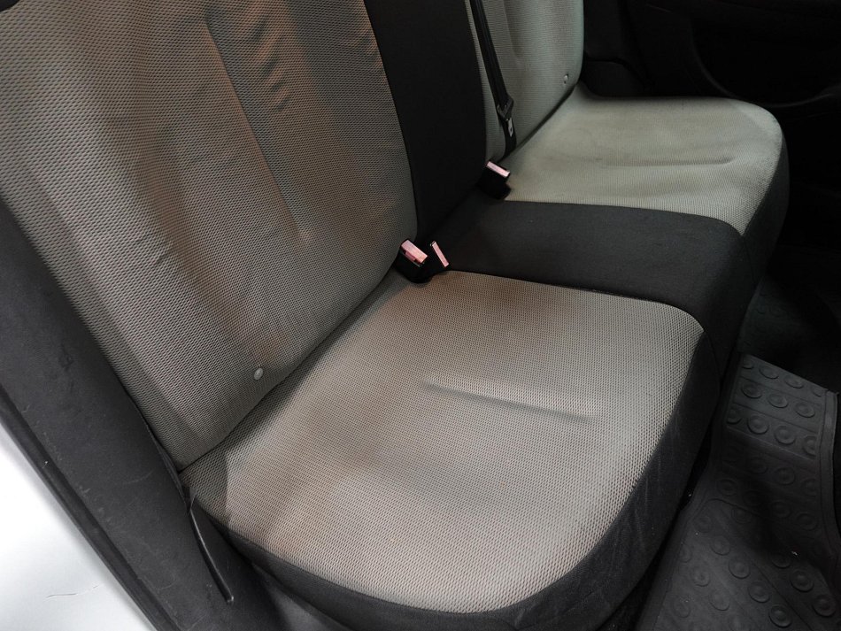 Citroën C4 1.6i 