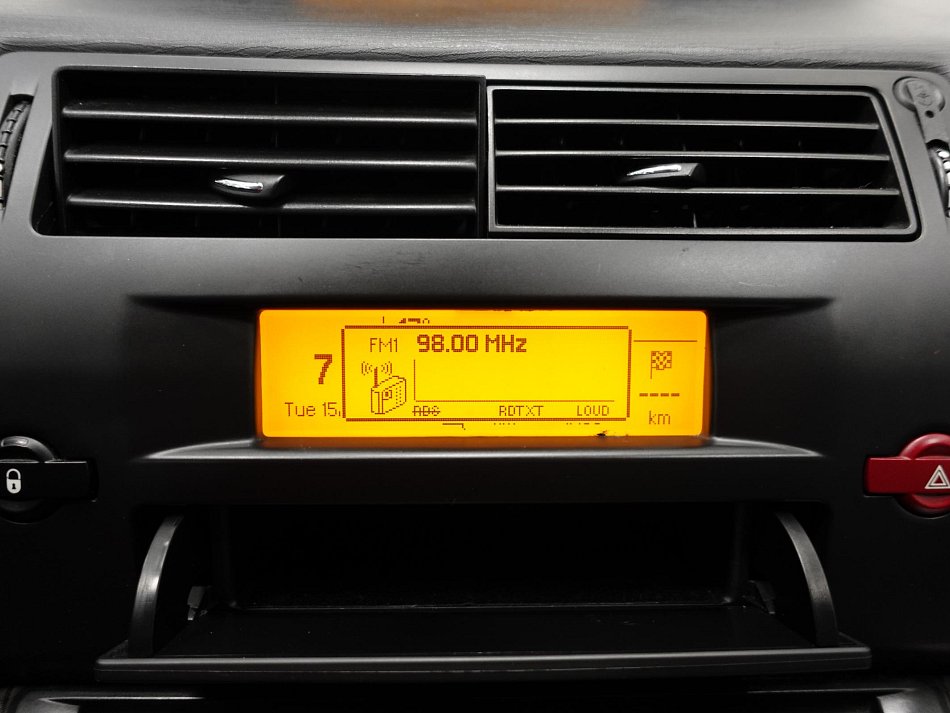 Citroën C4 1.6i 
