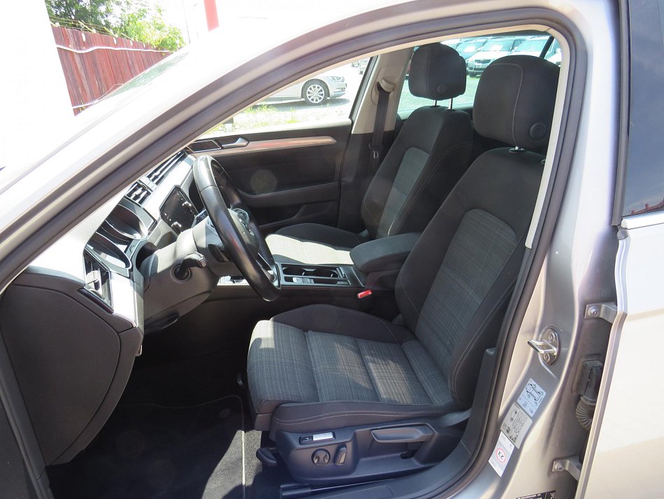 Volkswagen Passat 2.0TDi 