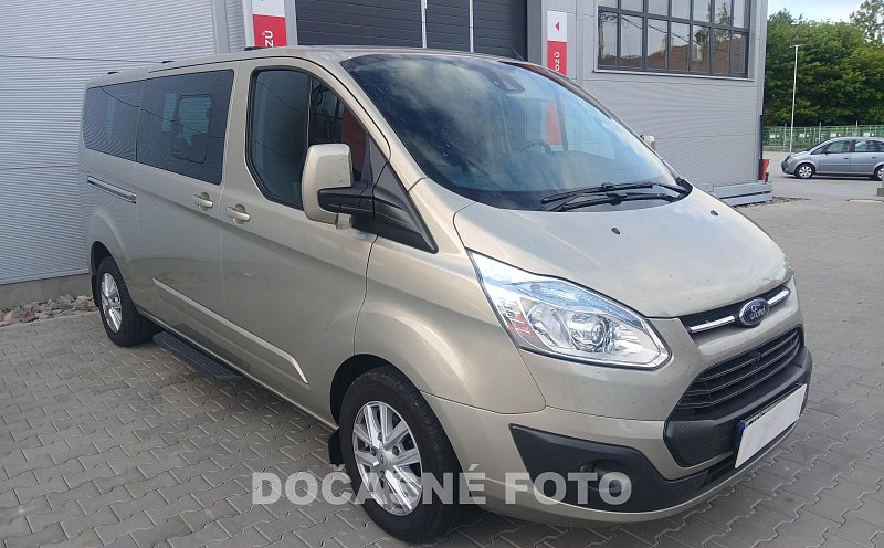 Ford Tourneo Custom 2.2TDCi Limited L2