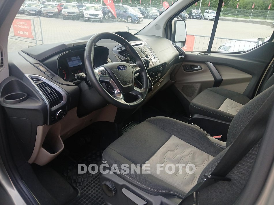 Ford Tourneo Custom 2.2TDCi Limited L2