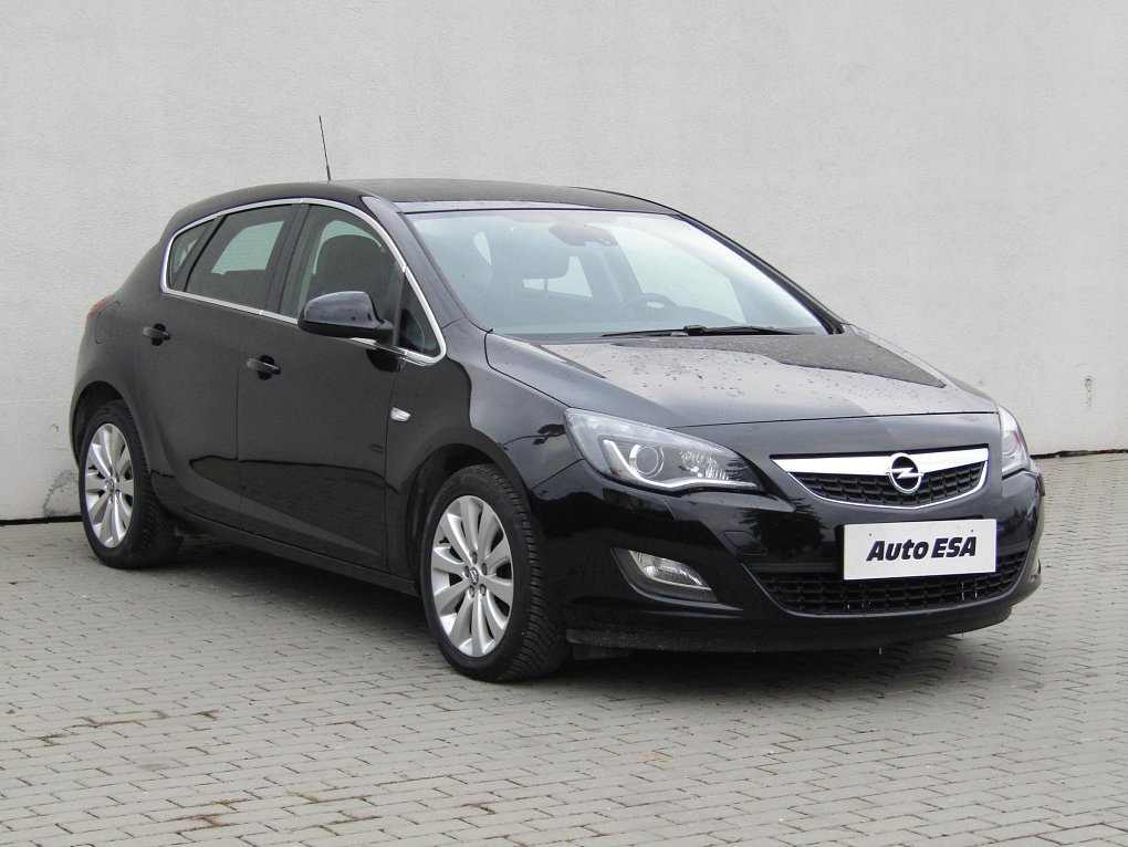 Opel Astra 1.4T Cosmo