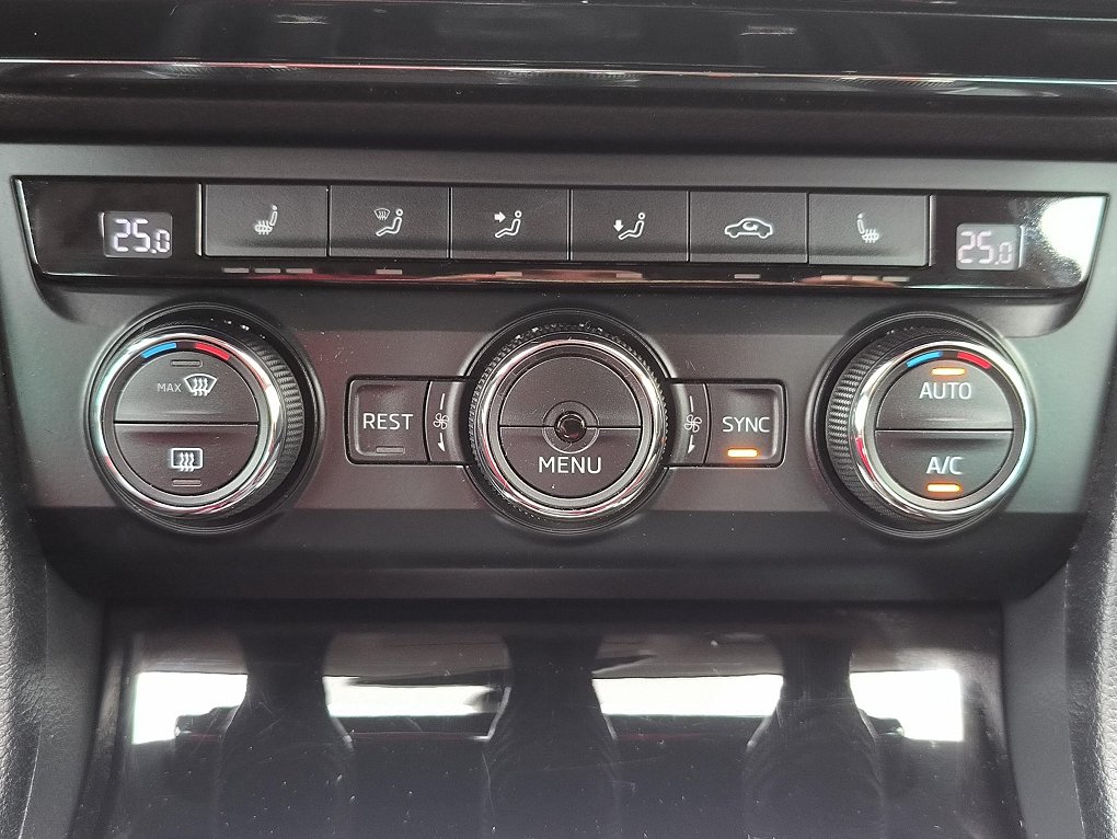 Škoda Superb III 2.0 TDi Style