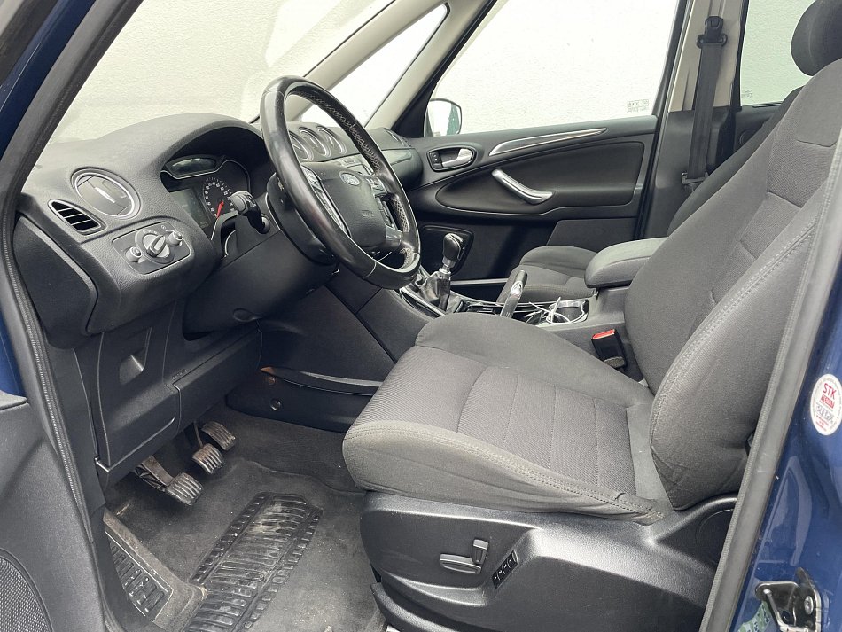 Ford Galaxy 2.2 TDCi Ghia