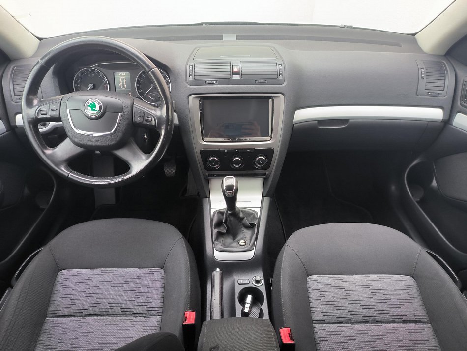Škoda Octavia II 1.6 TDi Ambiente
