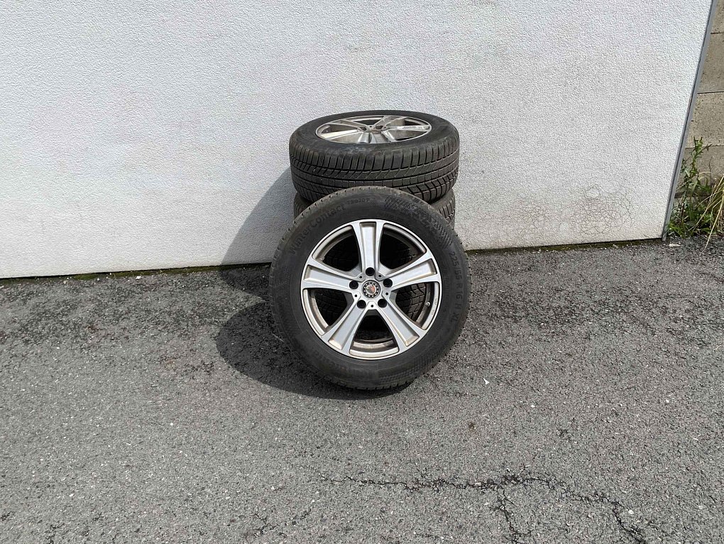 Mercedes-Benz Třída E 1.8 CGi Avantgarde E200