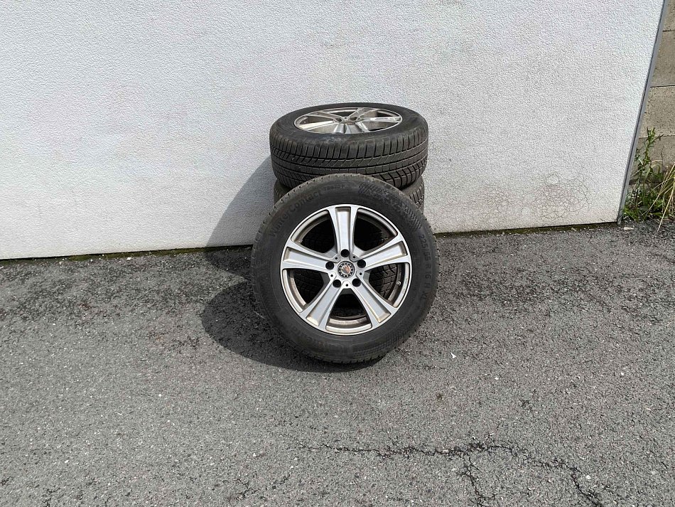 Mercedes-Benz Třída E 1.8 CGi Avantgarde E200