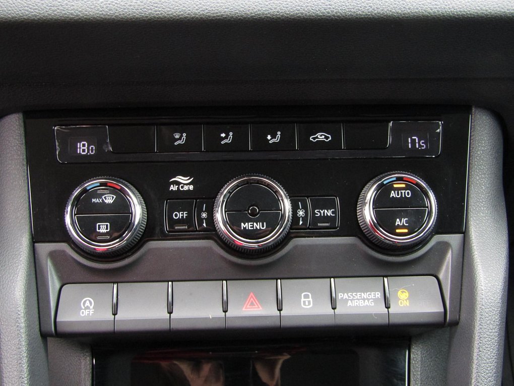 Škoda Karoq 2.0 TDi Ambition 4x4