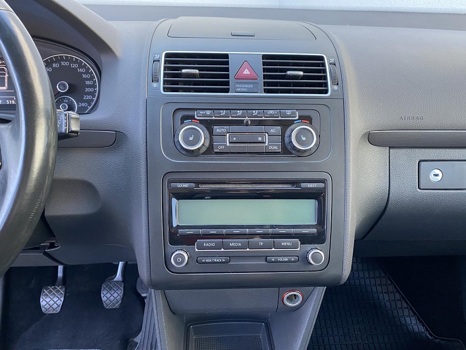 Volkswagen Touran 1.6 TDi 