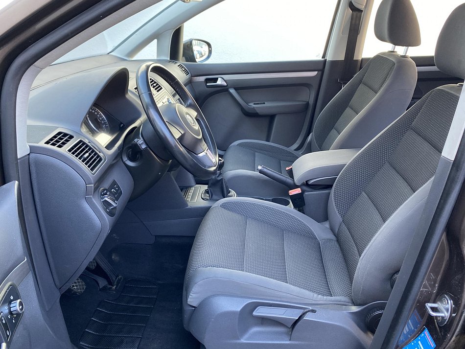 Volkswagen Touran 1.6 TDi 