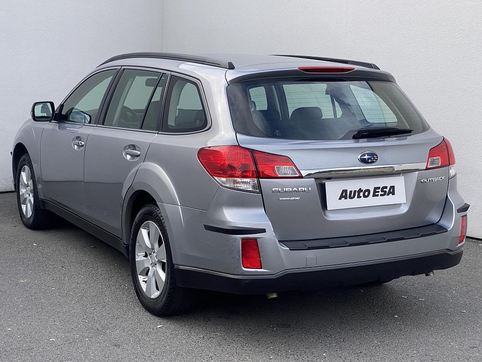 Subaru Outback 3.6 i 