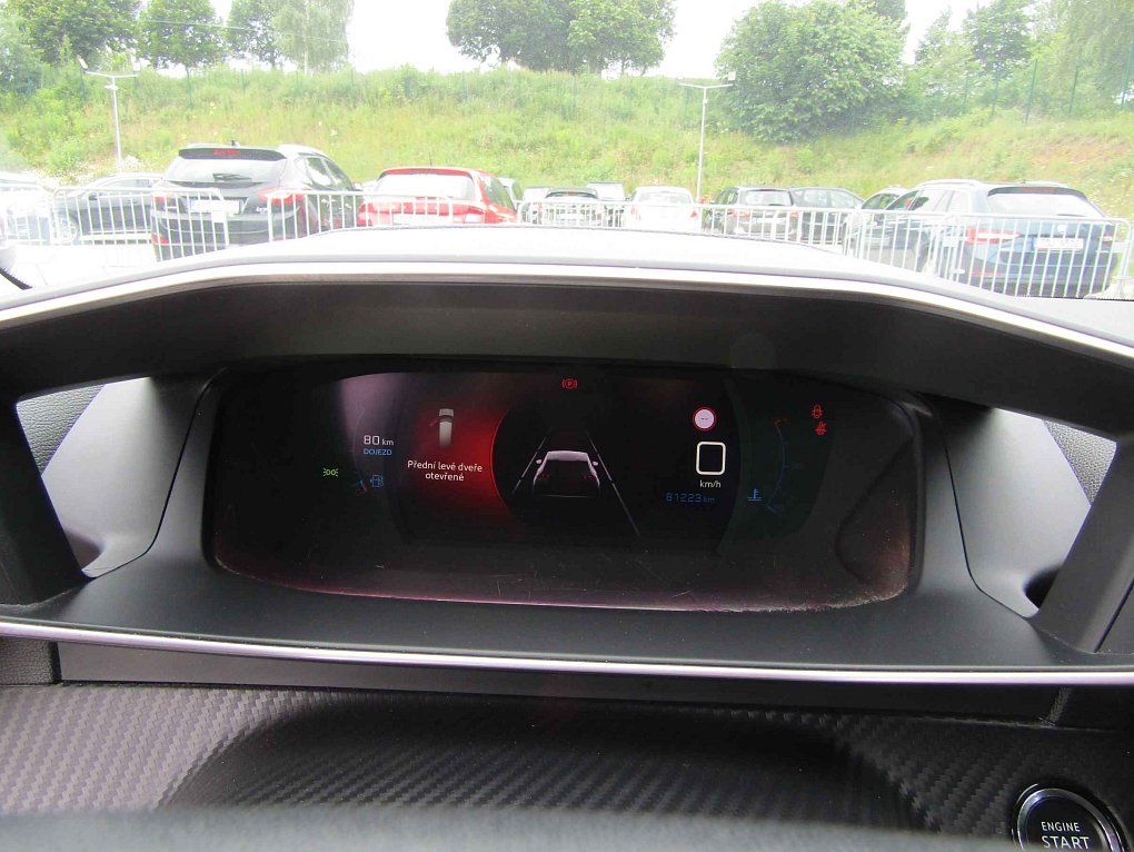 Peugeot 2008 1.2PT Allure