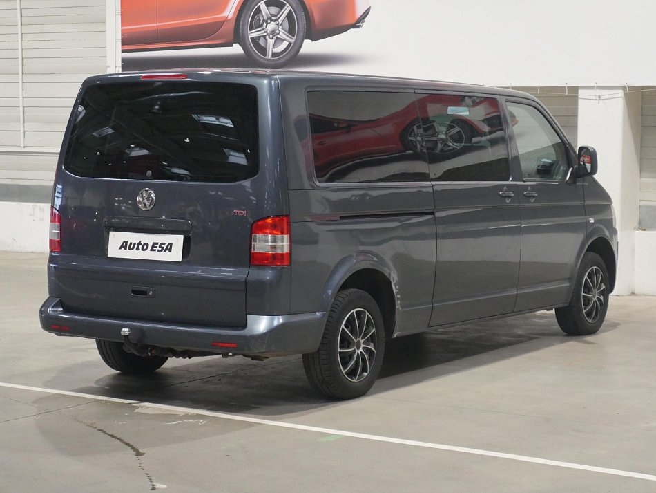 Volkswagen Transporter 2.5TDi  L2 9míst
