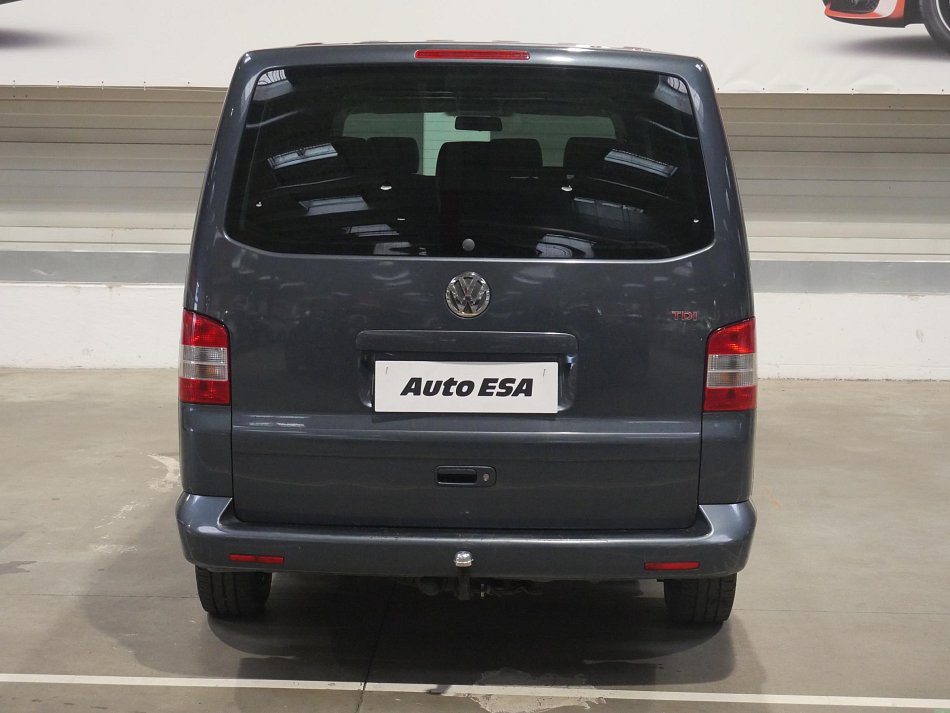 Volkswagen Transporter 2.5TDi  L2 9míst