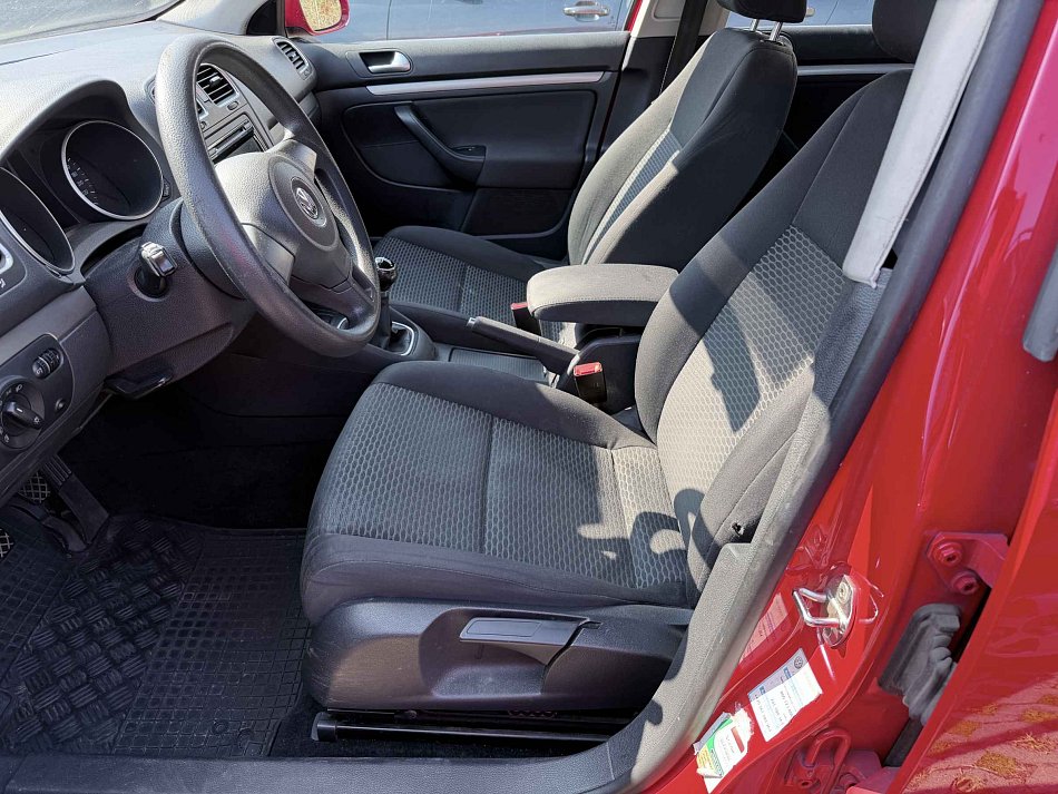 Volkswagen Golf 1.6 TDI 