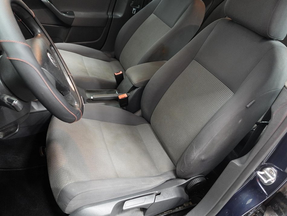 Volkswagen Golf 1.9TDi 