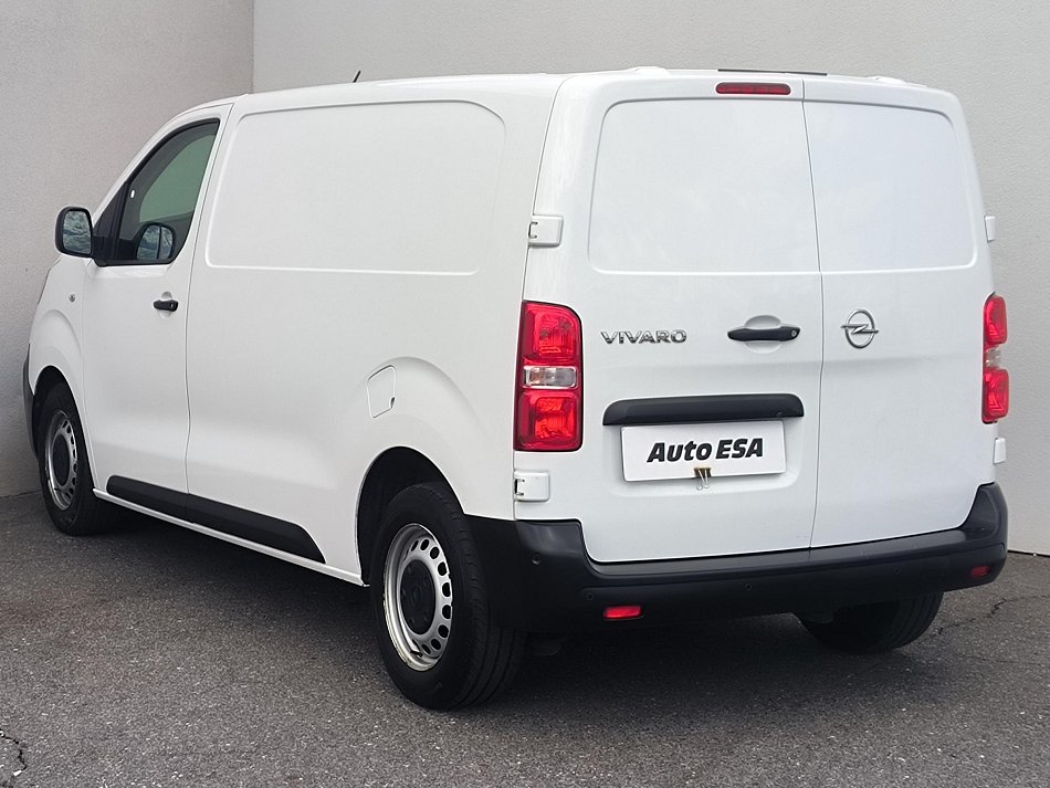 Opel Vivaro 2.0CDTi  L2 RAMPA