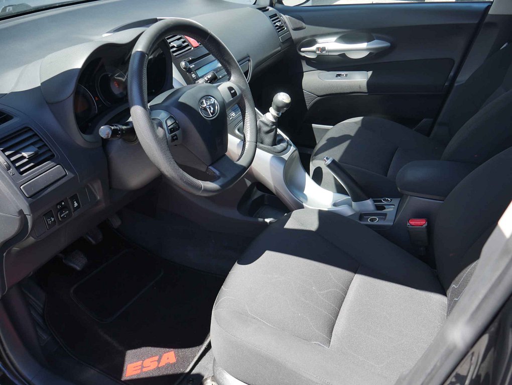 Toyota Auris 1.4D-4D 