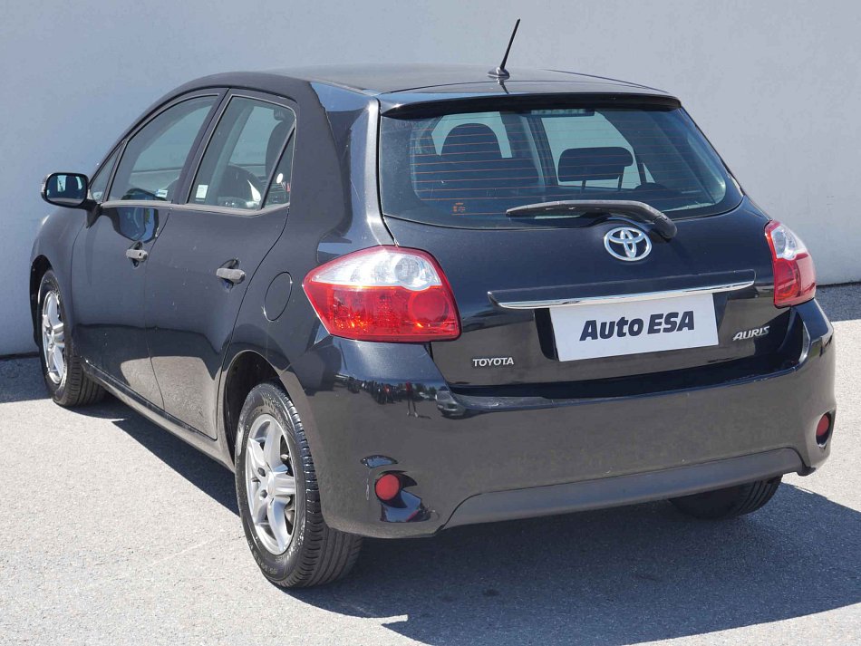 Toyota Auris 1.4D-4D 