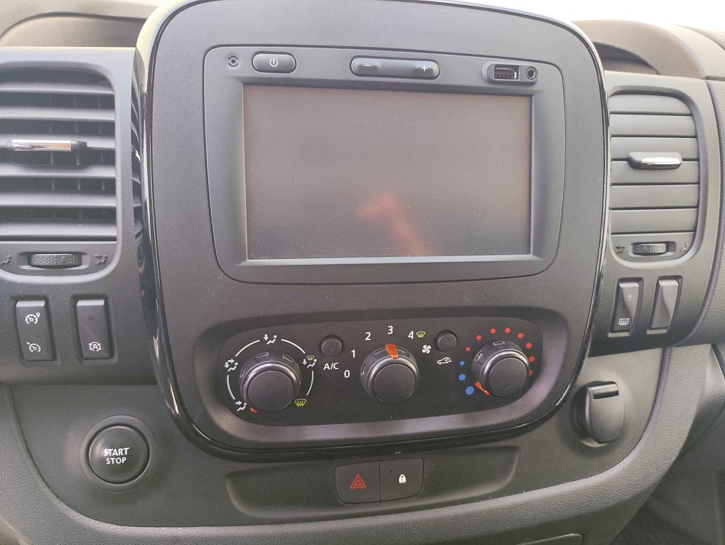 Opel Vivaro 1.6CDTi  9míst