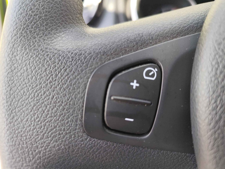 Opel Vivaro 1.6CDTi  9míst