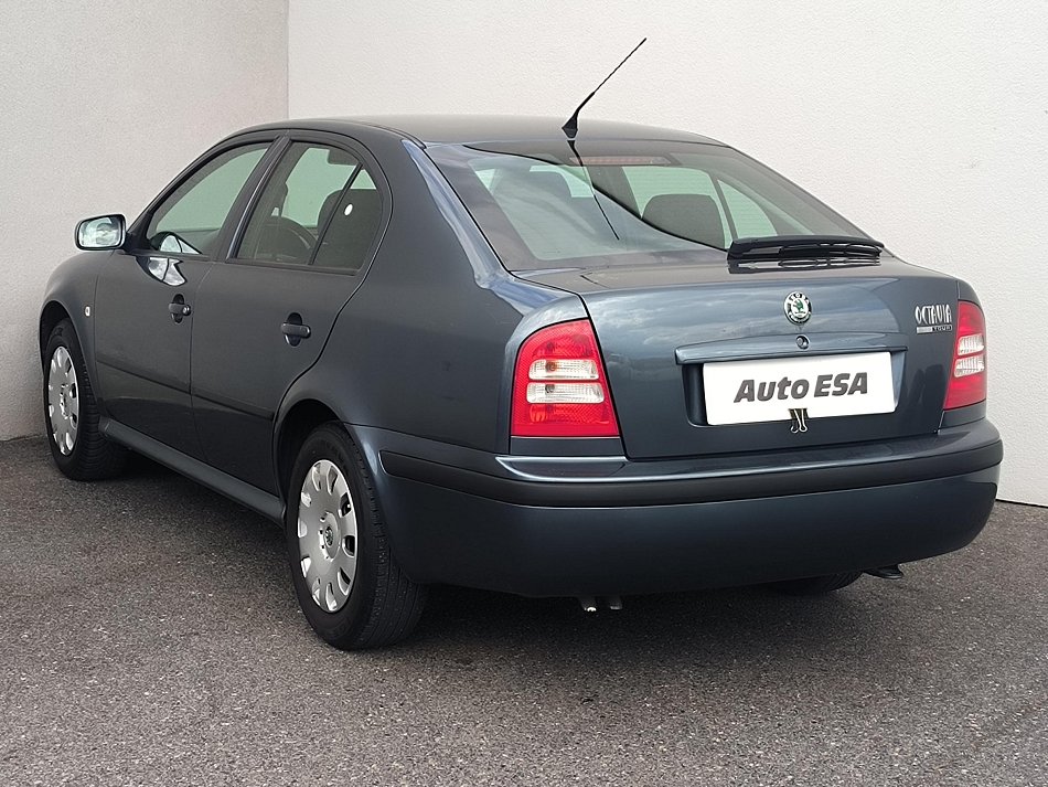 Škoda Octavia 1.6 MPi Tour