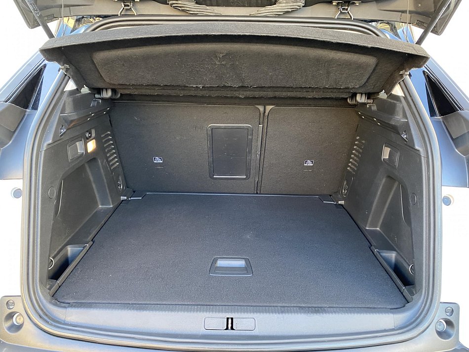 Peugeot 3008 1.2PT Allure