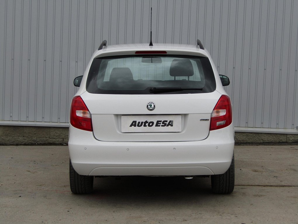 Škoda Fabia II 1.2 TSi Ambiente