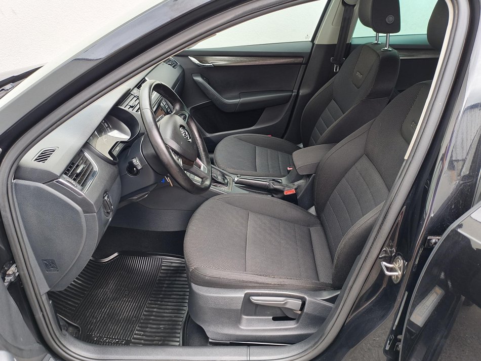 Škoda Octavia III 2.0 TDi Scout 4x4