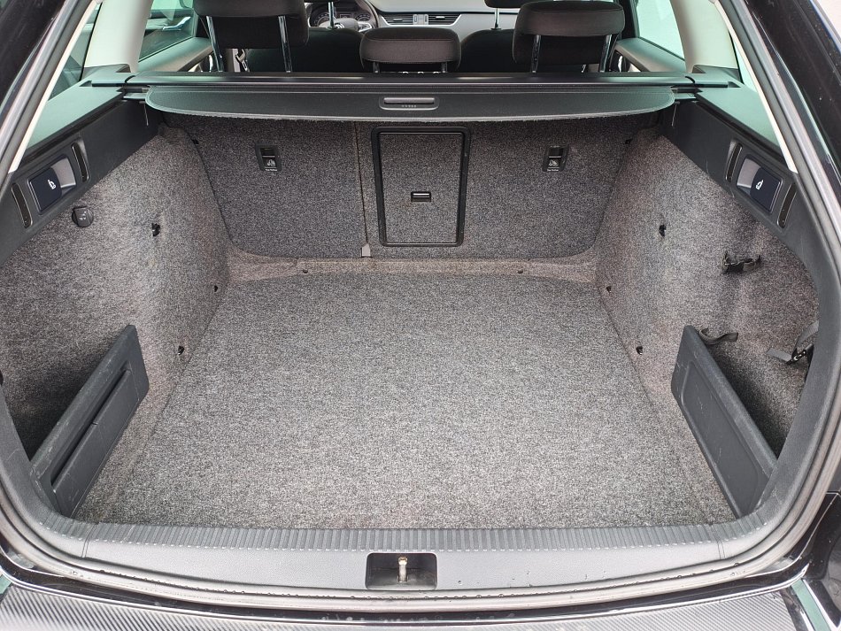 Škoda Octavia III 2.0 TDi Scout 4x4