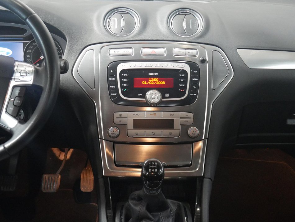 Ford Mondeo 2.0 i 