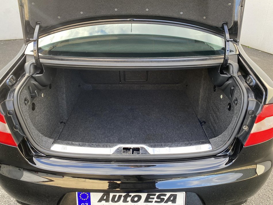 Škoda Superb II 3.6 Elegance 4x4