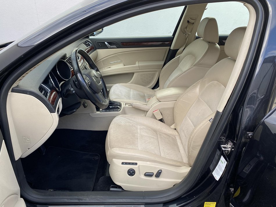 Škoda Superb II 3.6 Elegance 4x4