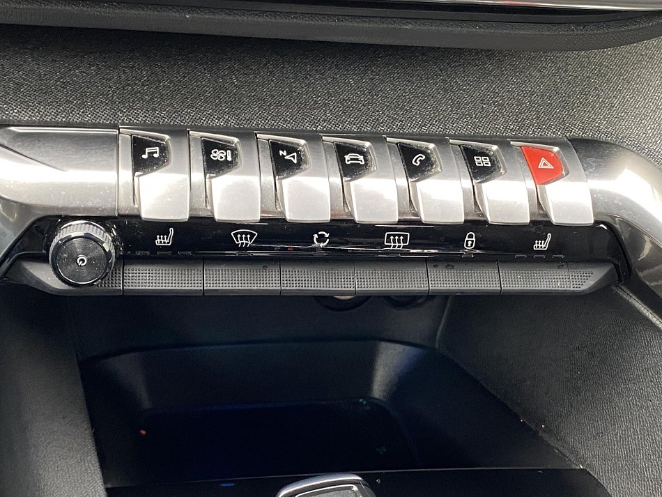 Peugeot 3008 1.6 PT Allure