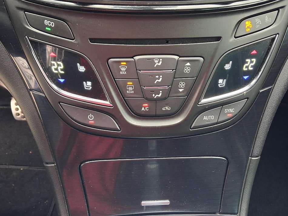 Opel Insignia 2.0CDTi 