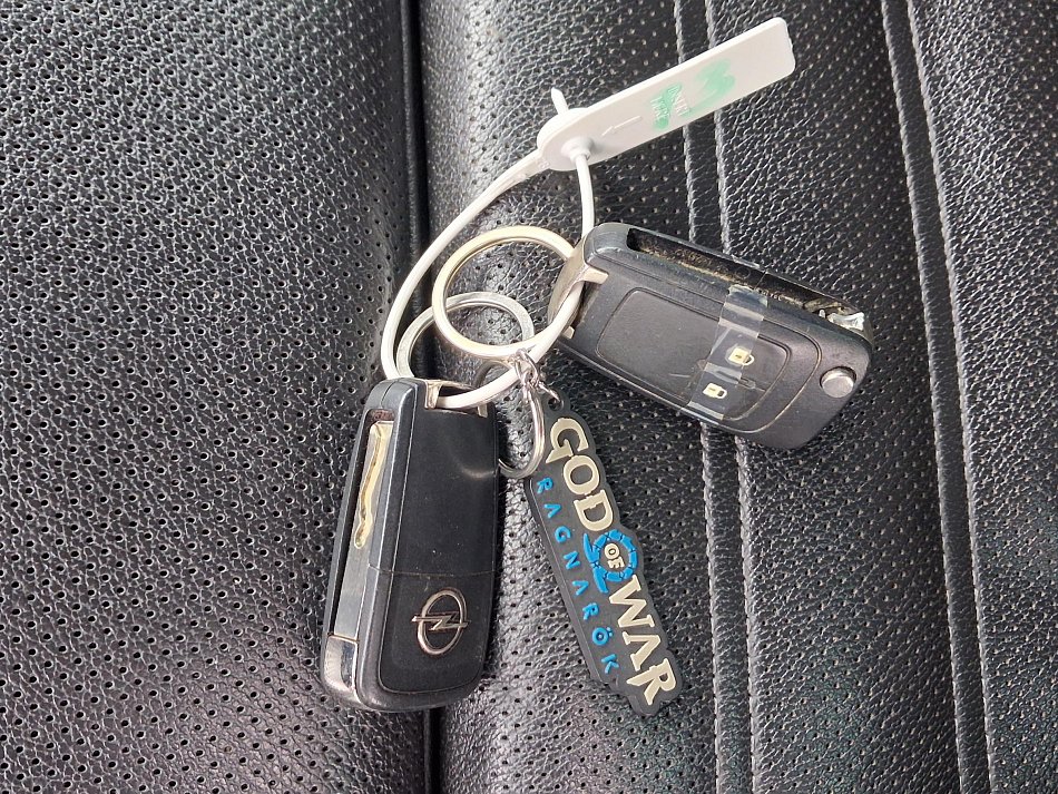 Opel Insignia 2.0CDTi 